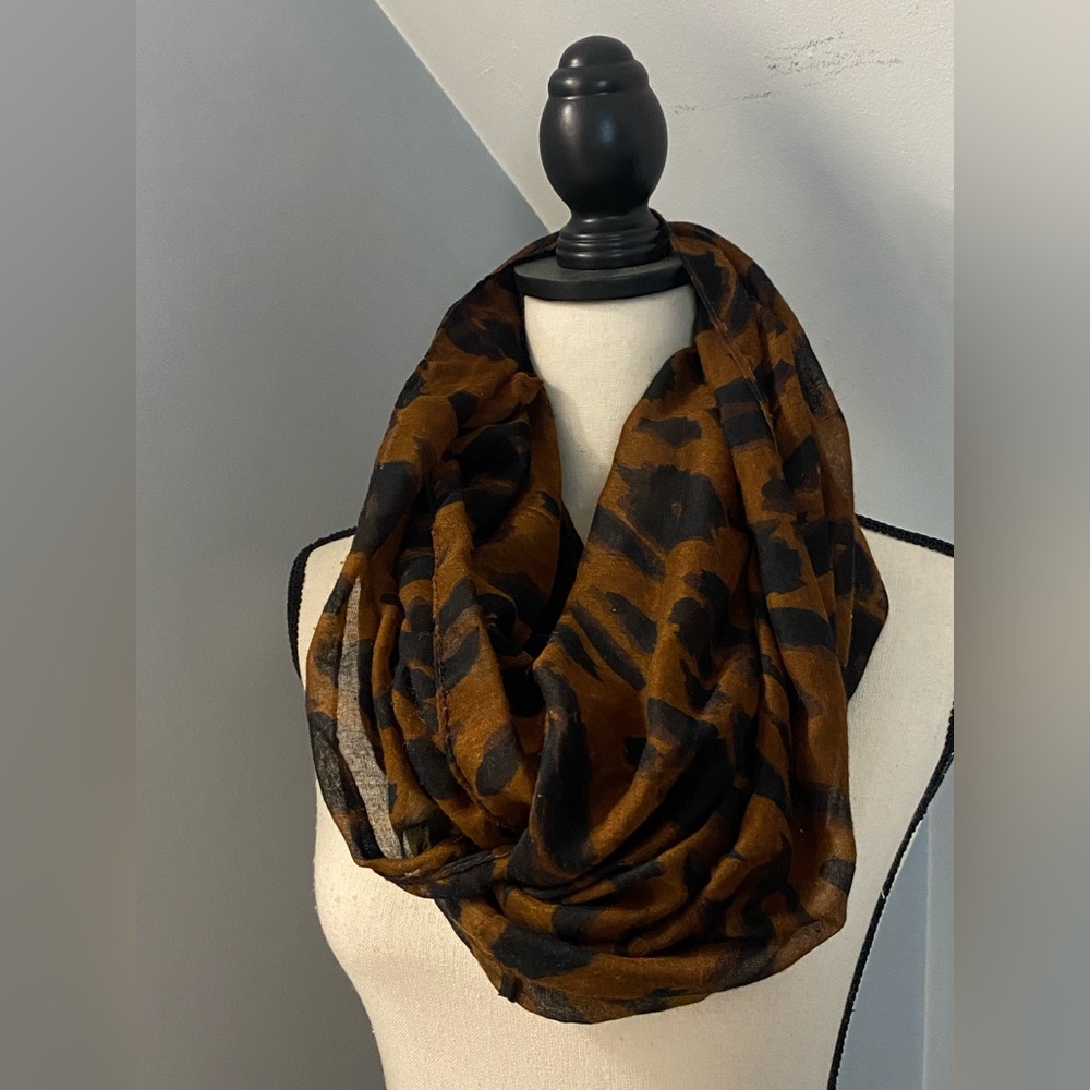 Infinity scarf